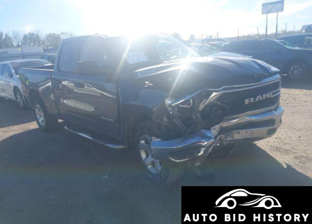 Ram 1500 Tradesman  4X4 6'4 Box 2019 Gray 5.7L