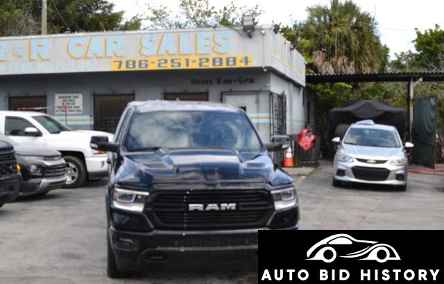 Ram 1500 Laramie 2021 Black 5.7L  8