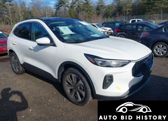 Ford Escape Platinum 2024 White 2.0L