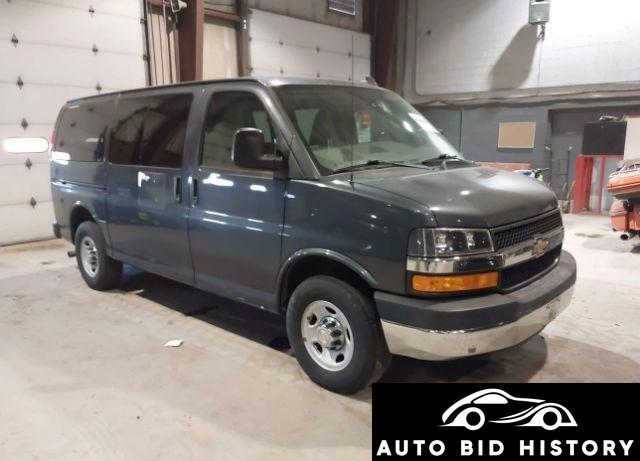 Chevrolet Express 2500 Lt 2016 Gray 4.8L