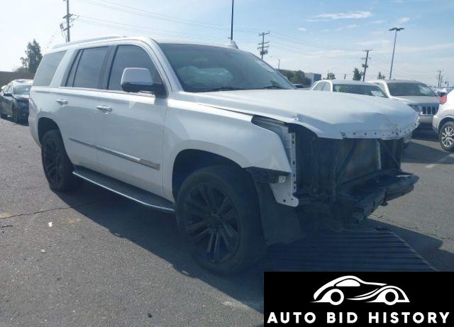 Cadillac Escalade Standard 2017 White 6.2L