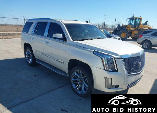Cadillac Escalade Luxury 2015 White 6.2L