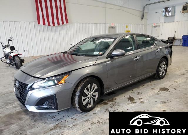 Nissan Altima S 2023 Gray 2.5L  4