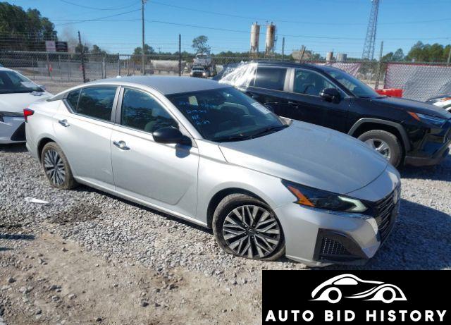 Nissan Altima Sv Fwd 2024 Silver 2.5L