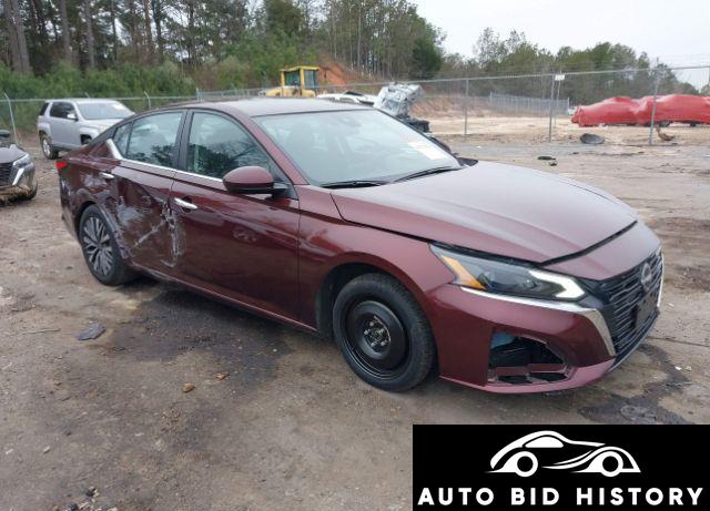 Nissan Altima Sv Fwd 2023 Burgundy 2.5L