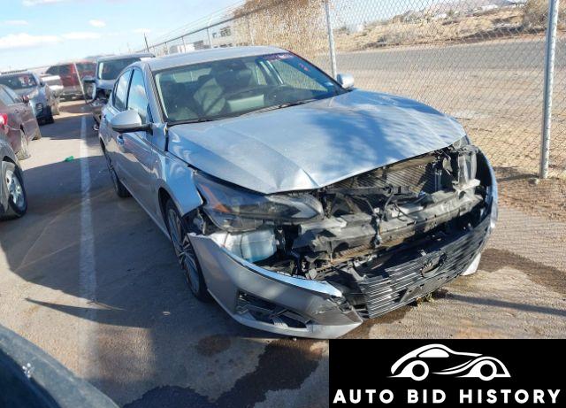 Nissan Altima Sl Fwd 2023 Silver 2.5L