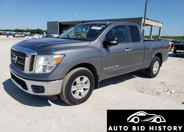 Nissan Titan S 2018 Gray 5.6L  8