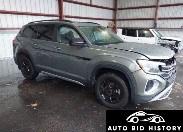 Volkswagen Atlas 2.0T Peak Edition Se W/Technology 2024 Green 2.0L