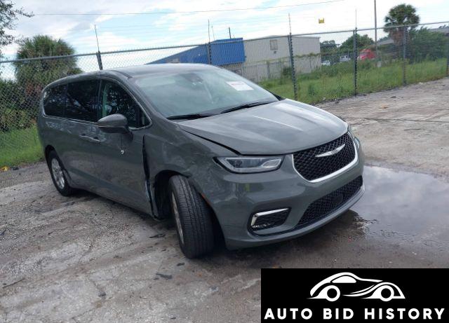 Chrysler Pacifica Touring L 2023 Gray 3.6L
