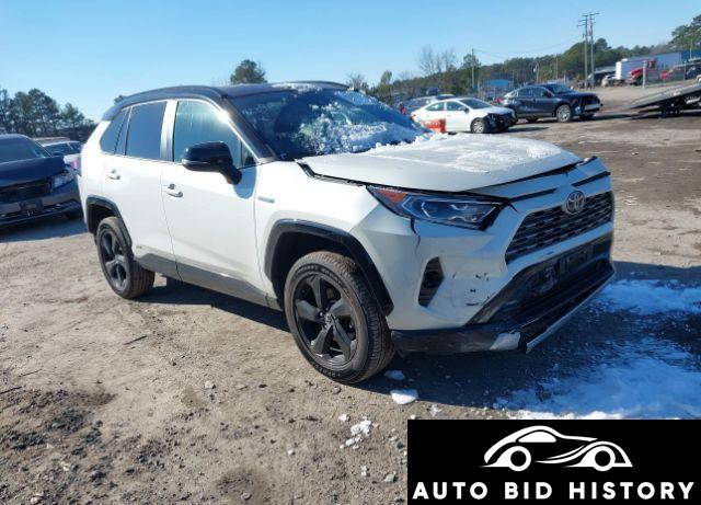 Toyota Rav4 2021 White 2.5L