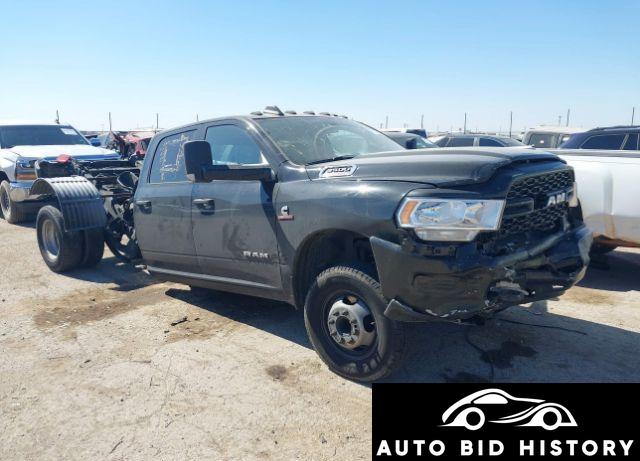 Ram 3500 Tradesman  4X4 8' Box 2022 Black