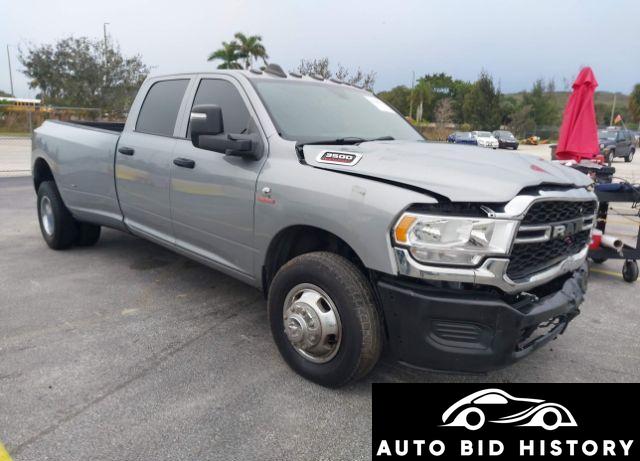 Ram 3500 Tradesman  4X4 8' Box 2024 Silver