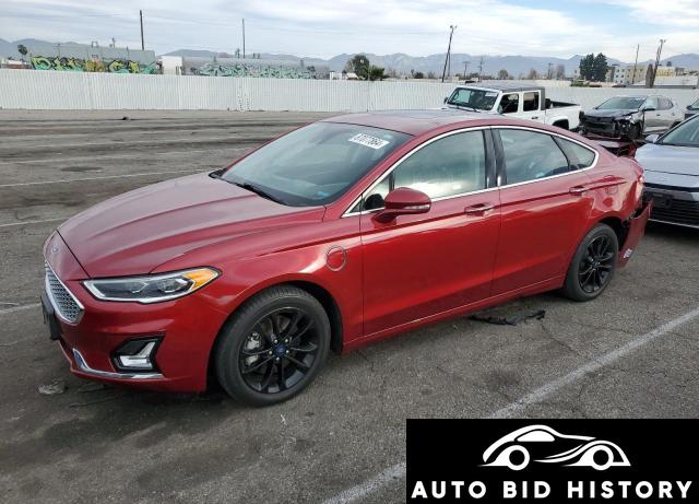 Ford Fusion Titanium 2019 Red 2.0L  4