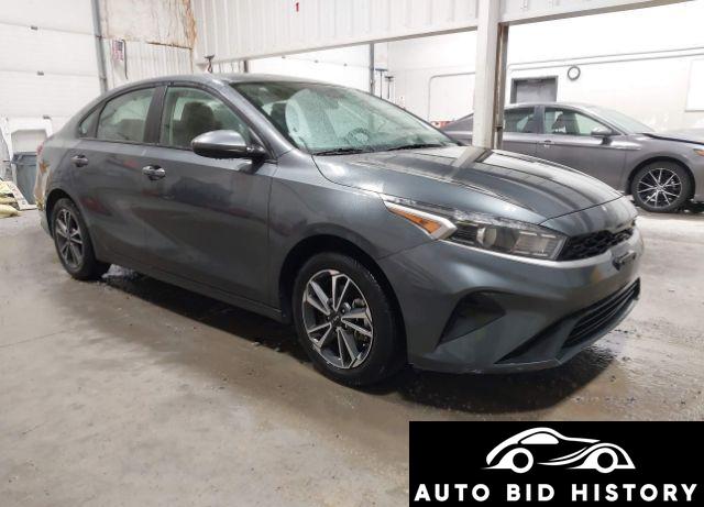 Kia Forte Lxs 2024 Gray 2.0L