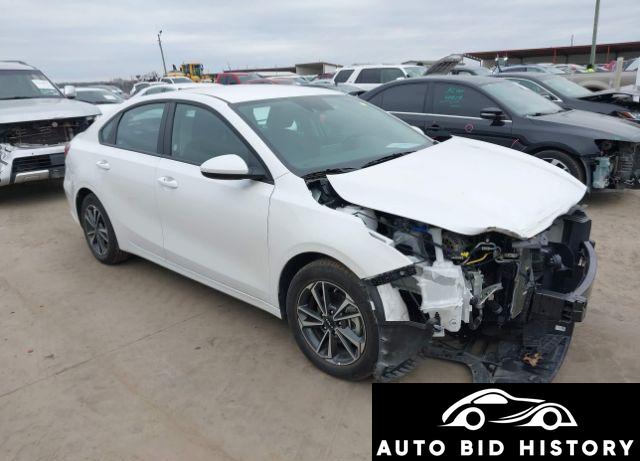 Kia Forte Lxs 2024 White 2.0L