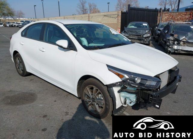 Kia Forte Lxs 2024 White 2.0L