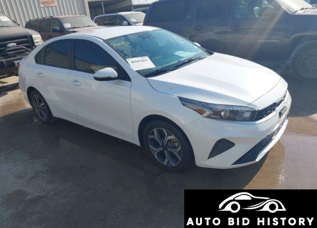 Kia Forte Lxs 2023 White 2.0L