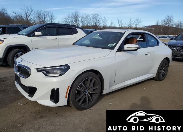 Bmw 230Xi 2024 White 2.0L  4