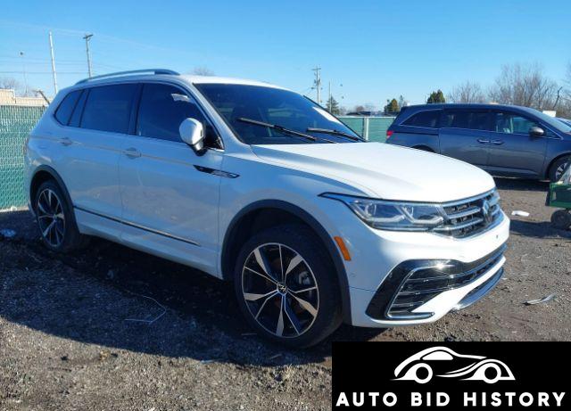 Volkswagen Tiguan 2.0T Sel R-Line 2024 White 2.0L