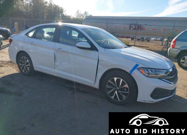 Volkswagen Jetta 2024 White 1.5L