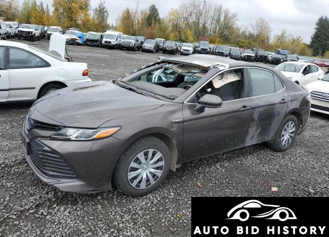 Toyota Camry Le 2018 Brown 2.5L  4