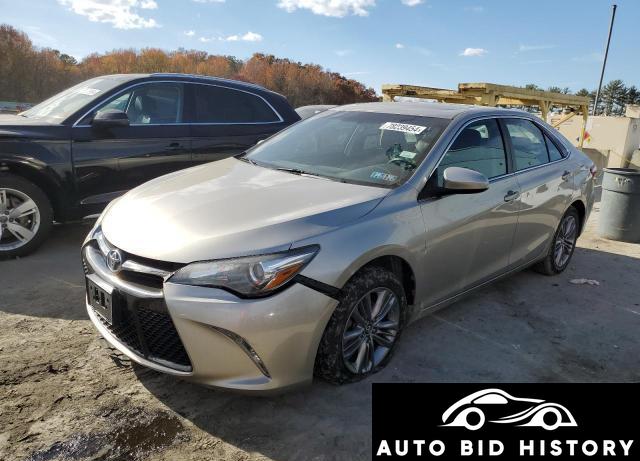 Toyota Camry Le 2017 Beige 2.5L  4