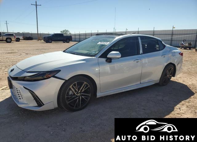 Toyota Camry Xse 2025 White 2.5L  4