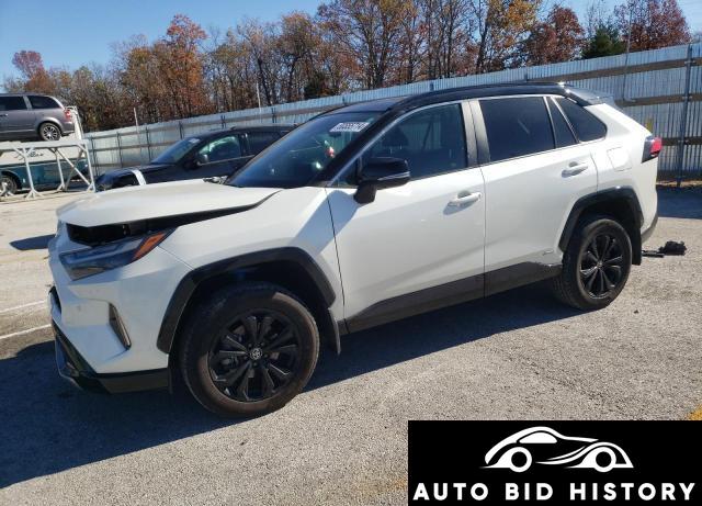 Toyota Rav4 Xse 2022 White 2.5L  4