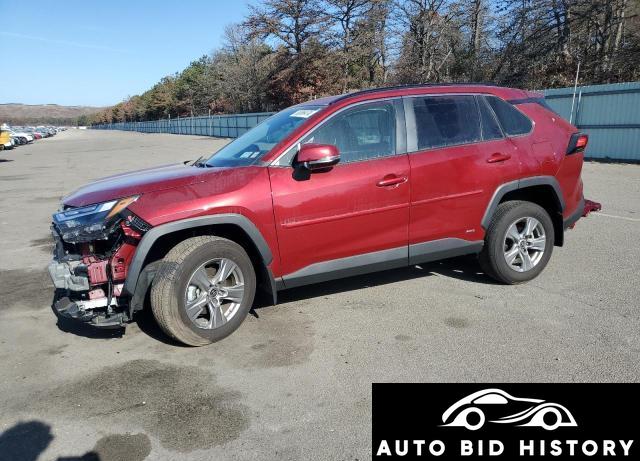 Toyota Rav4 Le 2024 Red 2.5L  4