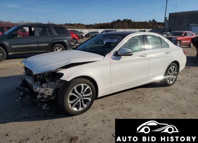 Mercedes-Benz C 300 4Matic 2017 White 2.0L  4