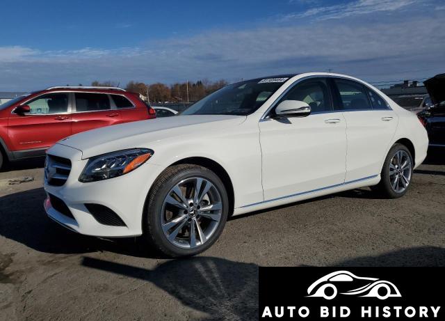 Mercedes-Benz C 300 4Matic 2019 White 2.0L  4