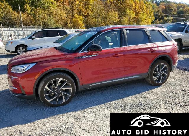 Lincoln Corsair Reserve 2024 Red 2.0L  4