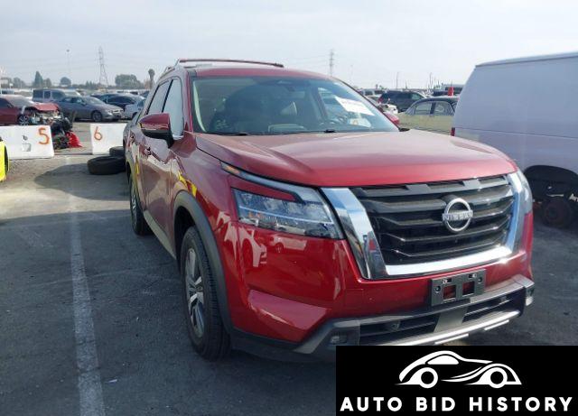 Nissan Pathfinder Sl Fwd 2023 Red 3.5L