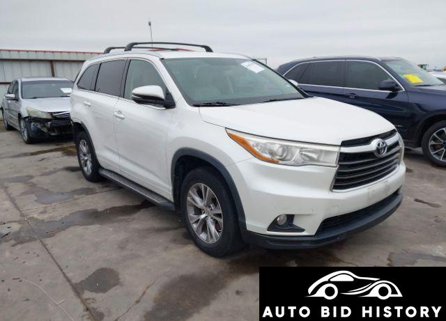 Toyota Highlander Xle V6 2015 White 3.5L