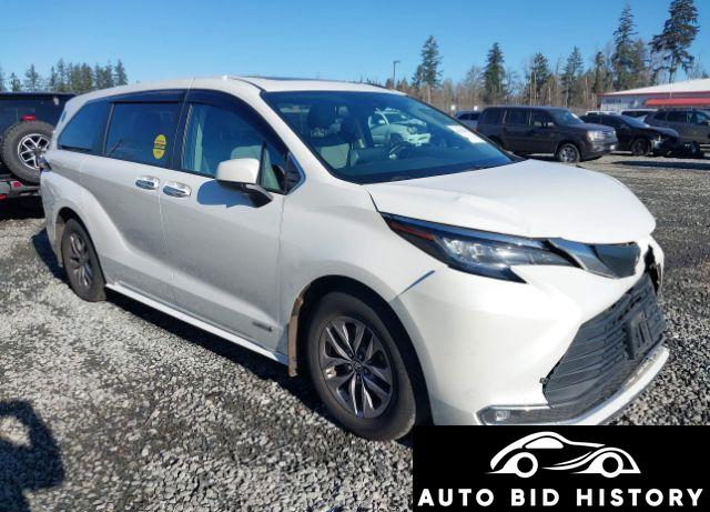 Toyota Sienna Xle 2021 White 2.5L