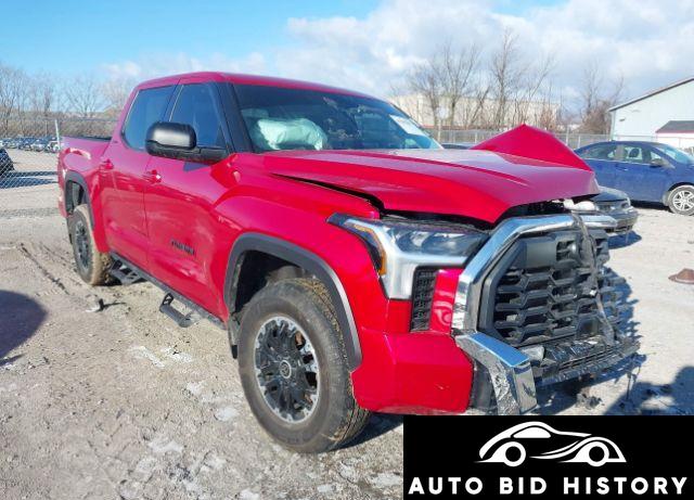 Toyota Tundra Sr5 2022 Red 3.4L