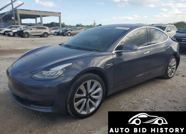 Tesla Model 3 2020 Gray