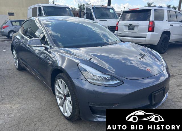 Tesla Model 3 Long Range/Mid Range/Standard Range/Standard Range Plus 2019 Silver U