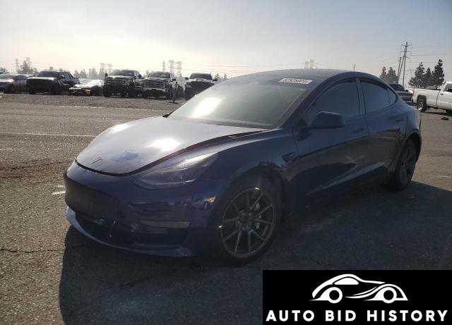 Tesla Model 3 2022 Blue
