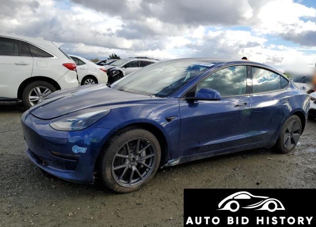 Tesla Model 3 2021 Blue