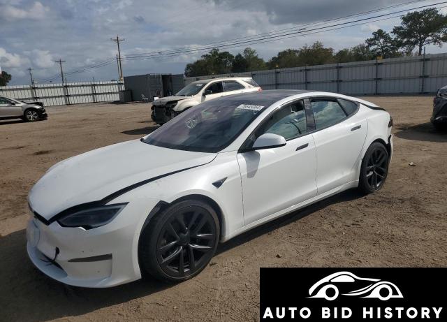 Tesla Model S 2022 White