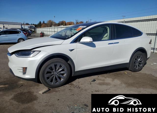 Tesla Model X 2018 White