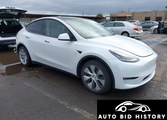 Tesla Model Y Long Range Dual Motor All-Wheel Drive 2021 White U