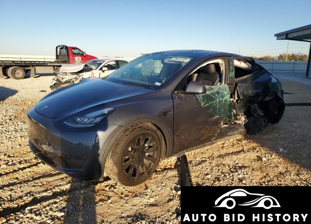 Tesla Model Y 2021 Gray