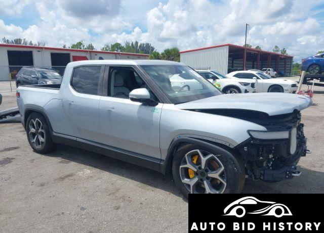 Rivian R1T Adventure 2022 Silver