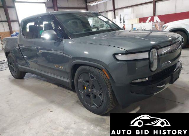 Rivian R1T Adventure 2022 Gray