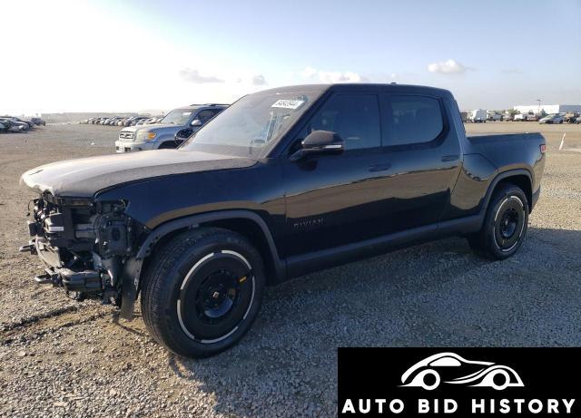 Rivian R1T Adventure 2025 Black