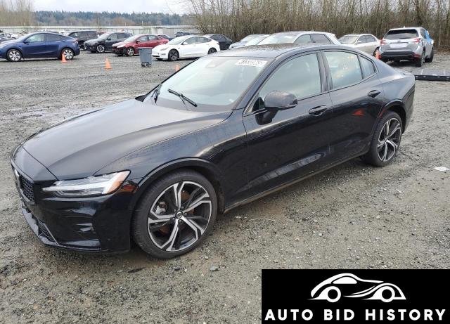 Volvo S60 Plus 2025 Black 2.0L  4