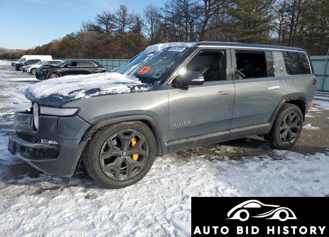 Rivian R1S Adventure 2023 Gray