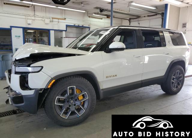 Rivian R1S Adventure 2023 White